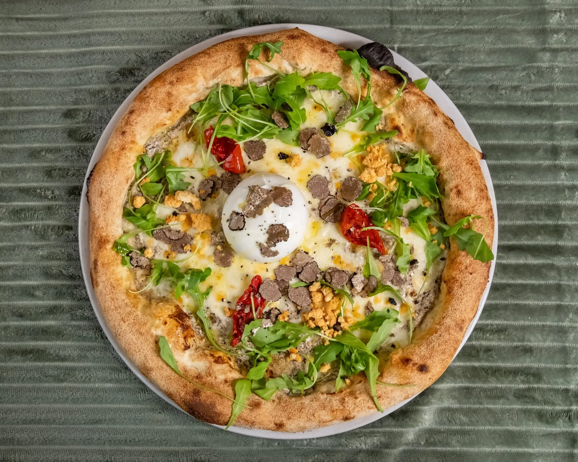 Pizza Tartufo du restaurant vita-trattoria